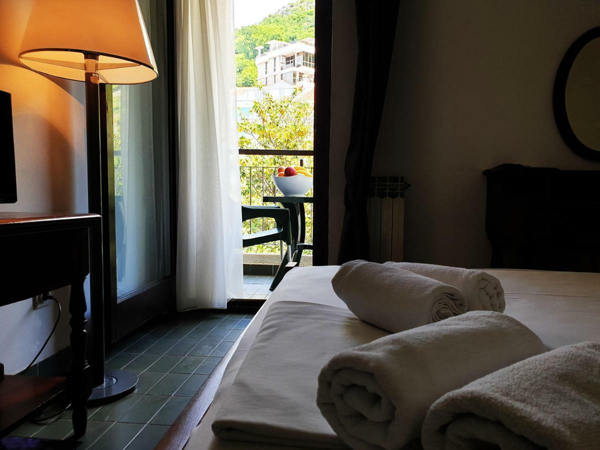 Hotel Sumadija Rafailovici Bečići 외부 사진